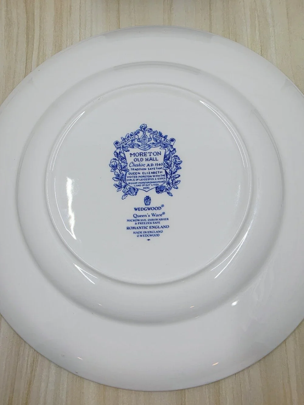 Wedgwood Romantic England Moreton Old Hall Dinner Plate Made In England